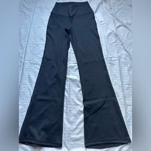 Yogalicious flared leggings